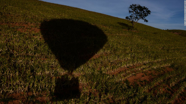 São Lourenço, Brazil: Những người thích khám phá có thể trải nghiệm ngắm cảnh bằng khinh khí cầu tại São Lourenço, Minas Gerais.