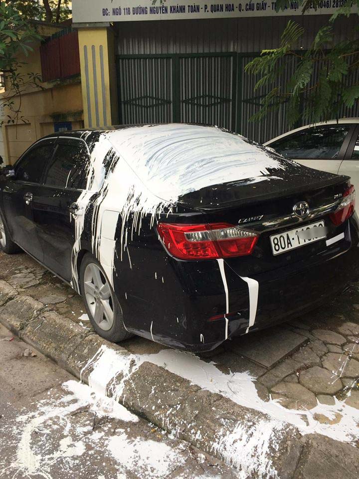 Nóng 24h qua: Người bán tăm bật khóc nhớ lại lúc bị vu oan bắt cóc trẻ con - 4