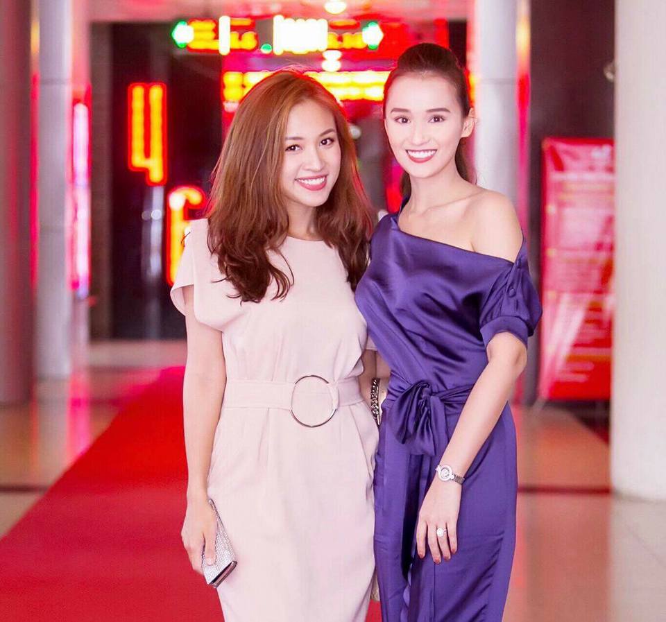 Hoài Linh đăng ảnh chân thon không kém cạnh Hà Hồ - 5