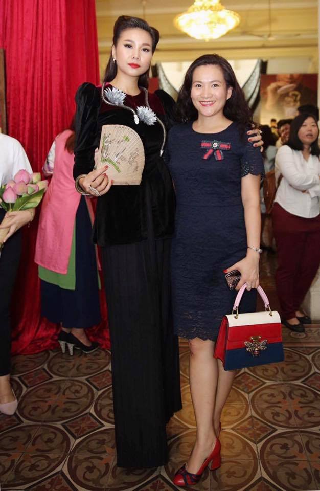 Hoài Linh đăng ảnh chân thon không kém cạnh Hà Hồ - 8