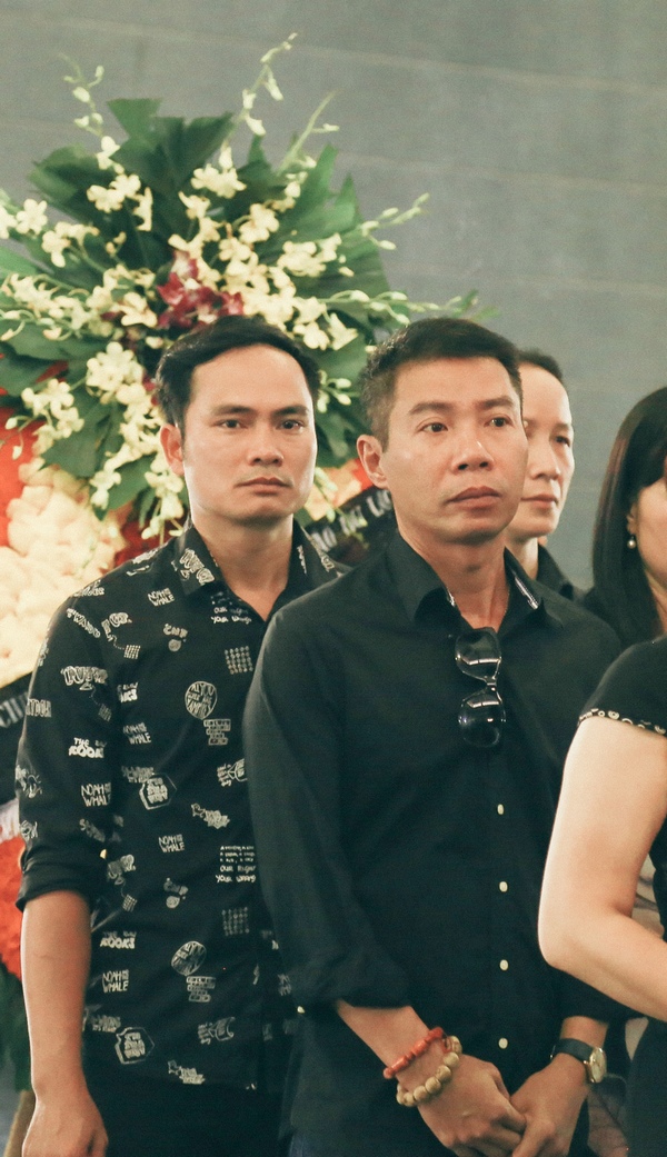 Dàn "Táo Quân" lặng lẽ đến chia buồn đám tang mẹ NS Chí Trung - 5