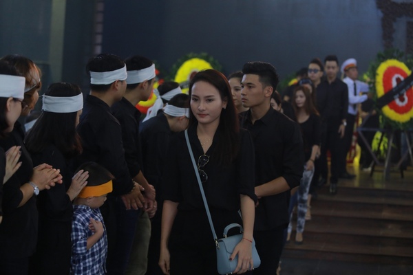 Dàn "Táo Quân" lặng lẽ đến chia buồn đám tang mẹ NS Chí Trung - 3