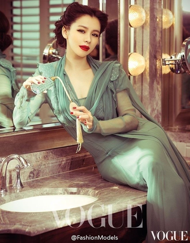 Đời thực của 5 người đẹp chuyên đóng cảnh nóng - 11
