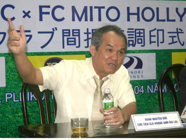 Trưởng đoàn bóng đá U22 Việt Nam không phải là bầu Đức