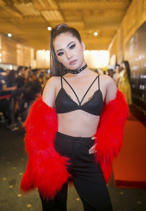 Mỹ nhân vòng 1 khiêm tốn, đến khi mang bầu ai nhìn cũng choáng - 2