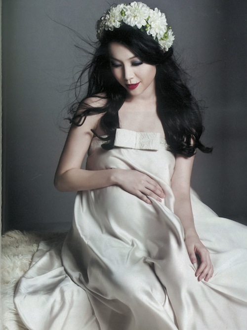 Mỹ nhân vòng 1 khiêm tốn, đến khi mang bầu ai nhìn cũng choáng - 2