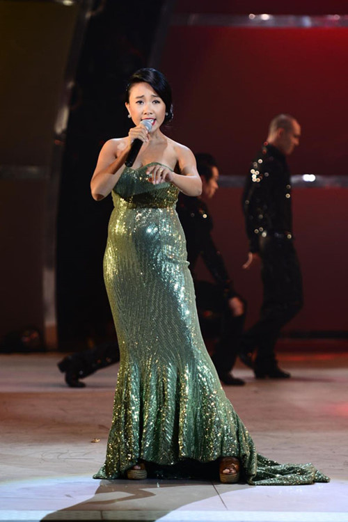 Mỹ nhân vòng 1 khiêm tốn, đến khi mang bầu ai nhìn cũng choáng - 7