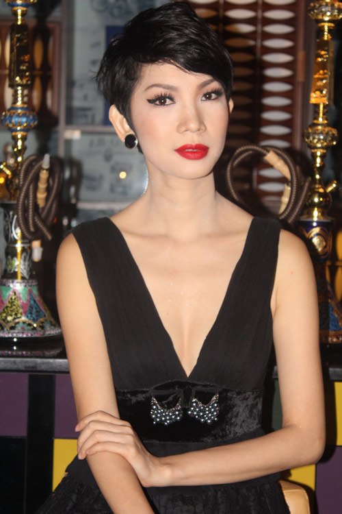 Mỹ nhân vòng 1 khiêm tốn, đến khi mang bầu ai nhìn cũng choáng - 12