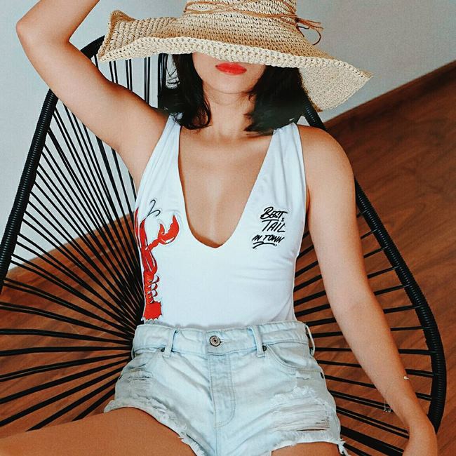 Nữ MC gắn bó 11 năm với VTV gợi cảm bội phần khi không lên sóng - 2