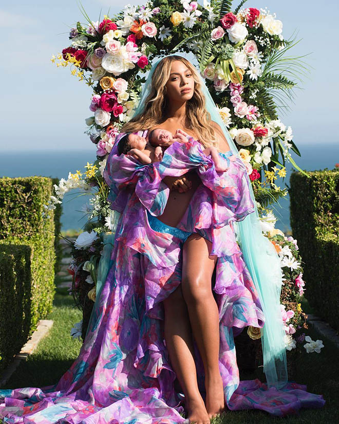 Vợ chồng Beyonce chi hơn 13 tỷ đồng để chăm hai nhóc tỳ mới chào đời - 1