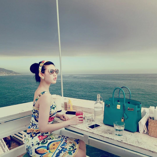 Cô gái giàu có, sành điệu nổi bật “Hội con nhà giàu Việt Nam” - 6