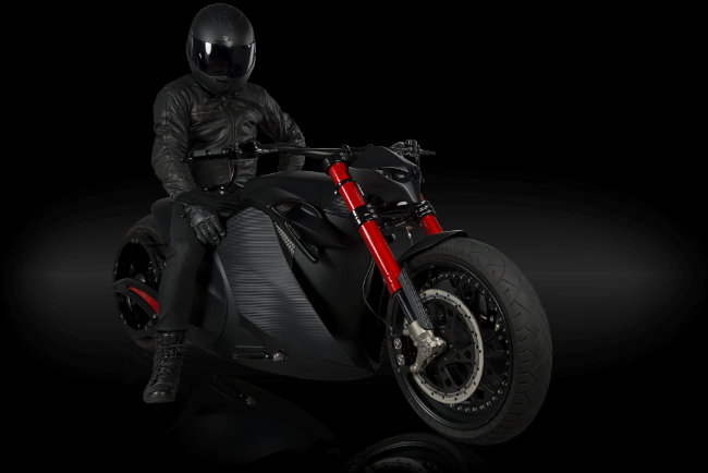 Một nhóm các nhà thiết kế và kỹ sư tài năng cùng kết hợp với một số cửa hàng xe ở Thụy Sĩ đã phát triển mẫu môtô điện hàng khủng nhất thế giới. Sự kết hợp này đã cho ra đời một công ty có tên là Zvexx Motorbike.
