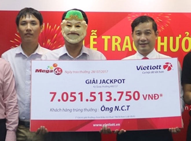 Xổ số Vietlott: Nữ sinh đại học âm thầm nhận giải jackpot 14 tỉ - 2