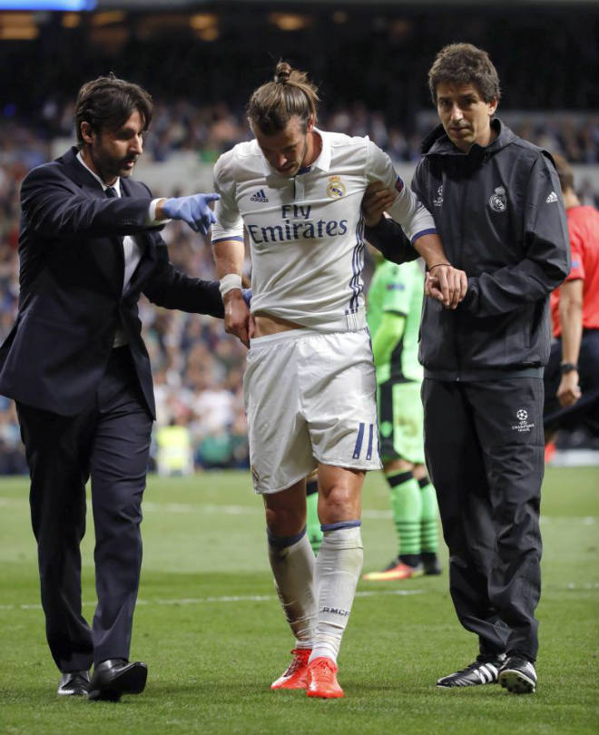 Chuyển nhượng Real 1/8: Cân nhắc bán Gareth Bale - 1