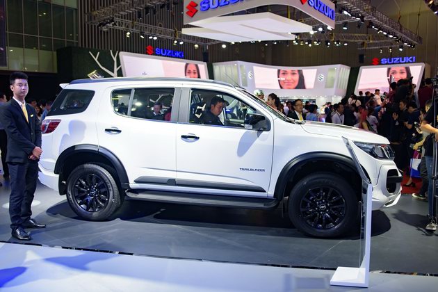 Chevrolet Trailblazer đặt chân đến thị trường Việt Nam - 4