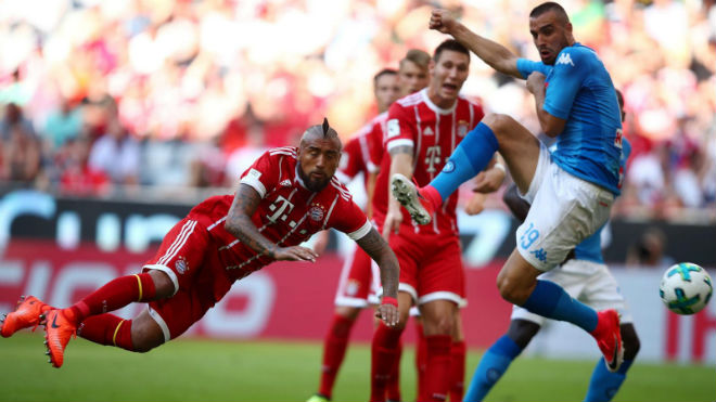Bayern Munich - Napoli: Siêu sao tàng hình, rơi không thấy đáy - 1