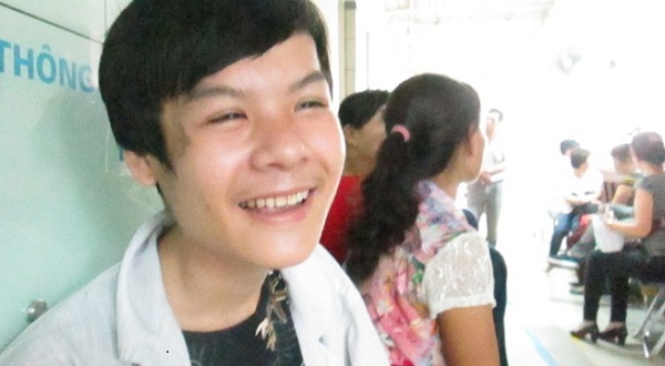 Tâm sự của chàng trai 20 tuổi từng nằm vào quan tài chờ chết, chỉ khao khát được... ăn thịt gà - 1