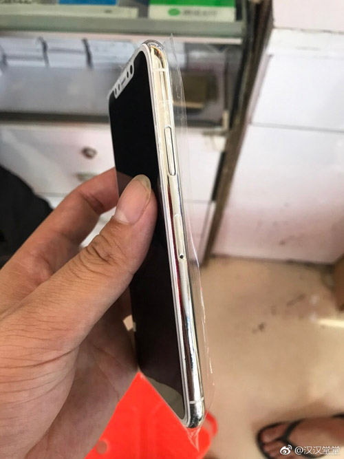 NÓNG: iPhone 8 vừa về Việt Nam, giá gần 230 triệu đồng - 4