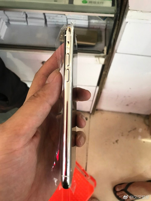 NÓNG: iPhone 8 vừa về Việt Nam, giá gần 230 triệu đồng - 5