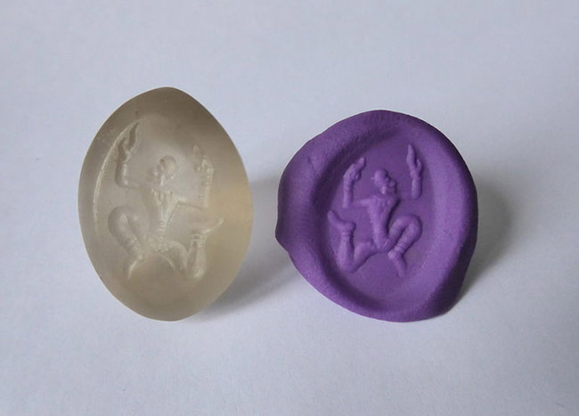 Bất ngờ những món đồ tiền tỷ của Việt Nam được bán trên Ebay - 4