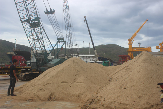 Bộ Xây dựng: Cấm bán cát ra ngoài tỉnh là trái quy định - 2