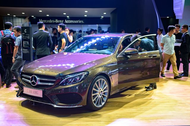 Mercedes C-Class tại Việt Nam được cải tiến với hộp số 9 cấp - 2