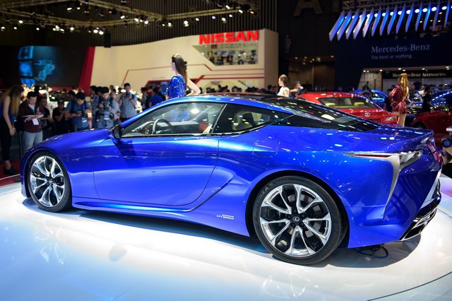 Lexus LC 500h 2018 khoe diện mạo quyến rũ ở Việt Nam - 4