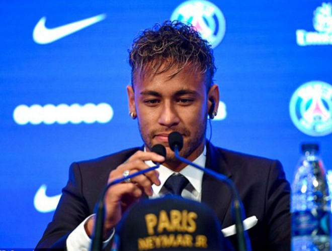 Neymar ra mắt PSG: Tri ân Barca, phủ nhận chia tay vì Messi - 4