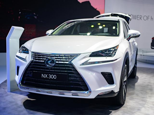 Lexus NX 2018 ra mắt thị trường Việt Nam - 1
