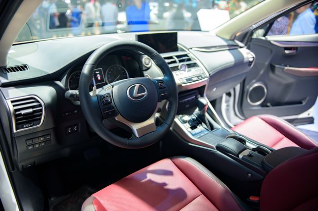 Lexus NX 2018 ra mắt thị trường Việt Nam - 2