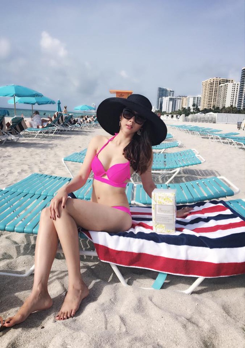 &#34;Mòn mắt&#34; vì gái 1 con Ngọc Quyên mặc bikini, mẹ bỉm sữa &#34;phát hờn&#34; - 9