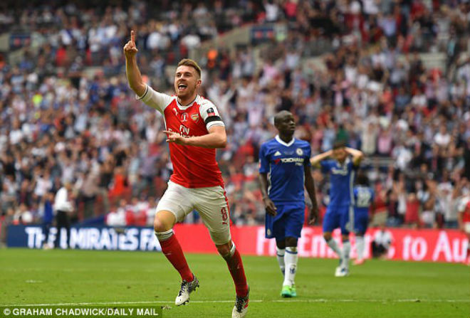 Arsenal đấu Siêu cúp Anh: Wenger chế nhạo fan nhà - 2