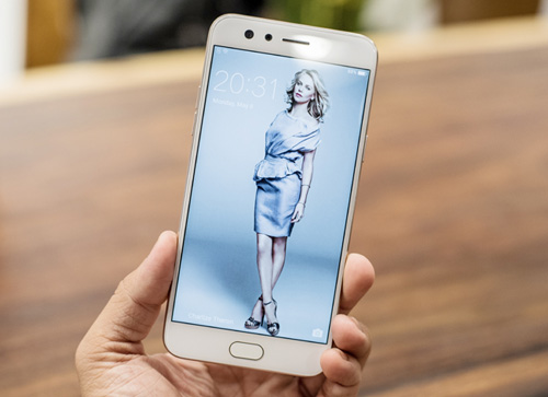 Bộ tứ smartphone cho người thích “sống ảo”, giá tầm trung - 2