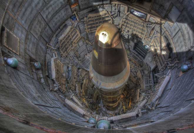 Chuyên gia nhận định sốc về tên lửa hủy diệt của Triều Tiên - 1