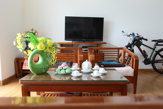 Linh Miu mặc váy ngủ nhảy sexy trong nhà 4 tỷ mới tậu - 3