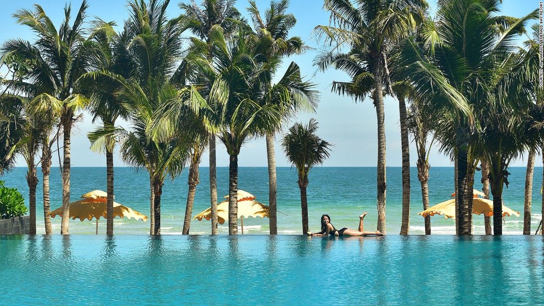Việt Nam lọt top những nơi có khu nghỉ dưỡng xa hoa nhất thế giới - 8