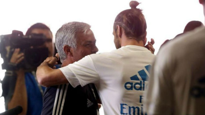 Mourinho nhắn tin “gạ gẫm” Bale & chiêu trò giúp MU quyết thắng Real - 1