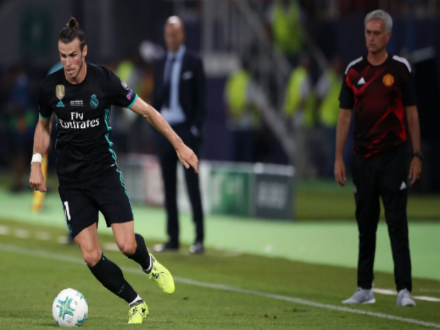 Real hạ MU: Zidane vỗ ngực nhận “hoàn hảo”, Bale xử phũ Mourinho