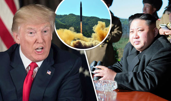Bị Trump đe dọa, Triều Tiên cân nhắc dùng tên lửa Hwasong-12 nghiền nát Guam - 1