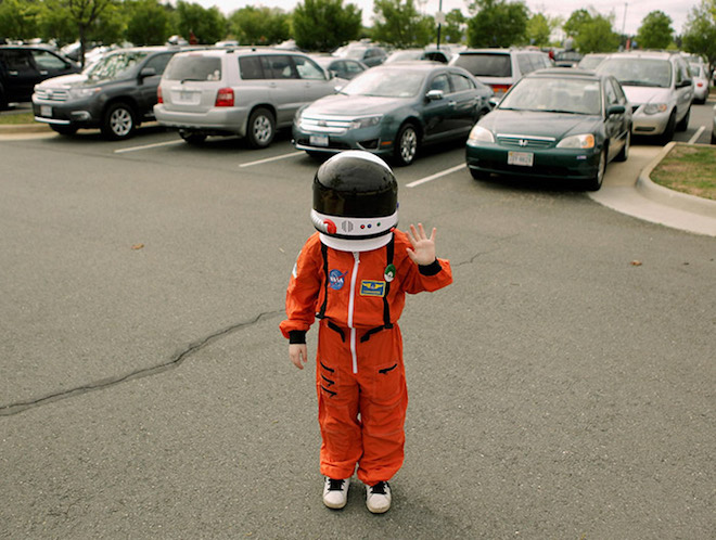 Cậu bé 9 tuổi xin làm &#34;vệ binh dải ngân hà&#34; ở NASA và cái kết - 1
