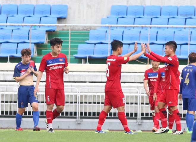 U23 Việt Nam - Busan FC: Ngược dòng ngoạn mục, Công Phượng tỏa sáng - 1