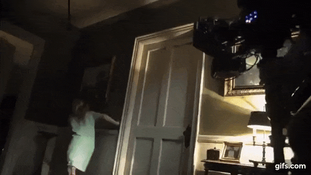 Bật mí những cảnh phim kinh dị trong "Annabelle: Tạo Vật Quỷ Dữ" - 19