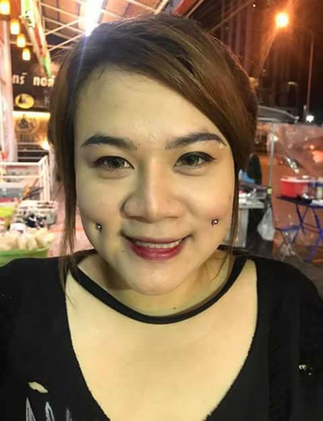 Thiếu nữ Thái đồng loạt đua nhau đi xỏ khuyên má - 3