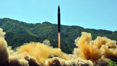 Tên lửa Triều Tiên chỉ có 0,0001% cơ hội bắn trúng đảo Guam - 1