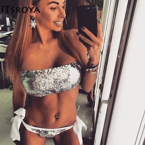 Dân chơi giờ phải diện bikini lóng la lóng lánh mới là nhất - 1