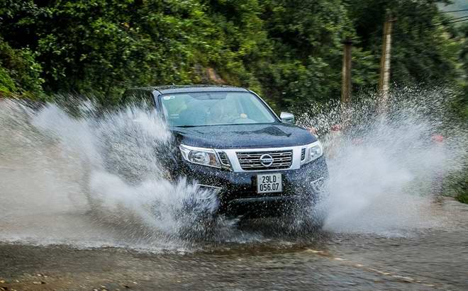 Khuyến mại đặc biệt dành cho Navara EL và Navara VL trong tháng 8 - 7