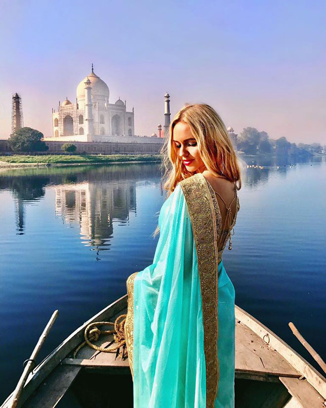 Nữ phi công thất nghiệp "gây bão" trên Instagram - 7