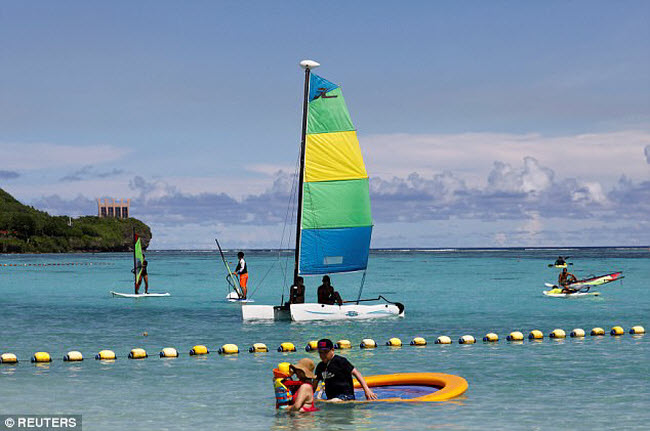 Cảnh thư nhàn ở đảo Guam giữa lúc Triều Tiên dọa tấn công - 4