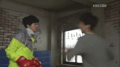 Những kiều nữ đánh võ thần sầu khiến quý ông run lẩy bẩy - 6