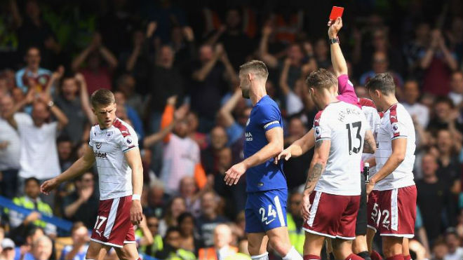 Chelsea thảm bại: Conte đổ lỗi học trò, né chỉ trích trọng tài - 1